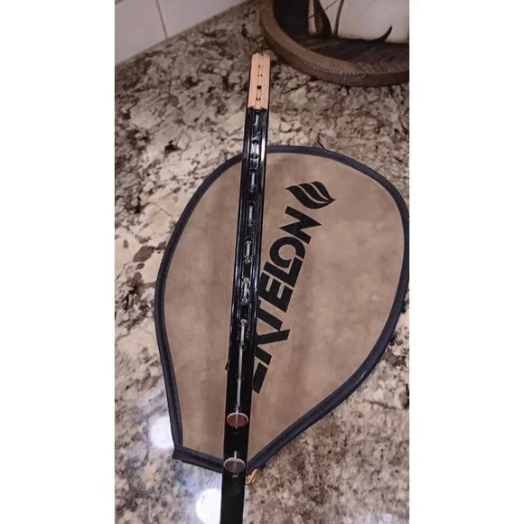 Ektelon 250g Composite Racquetball Racket w/ Case In Excellent Condition - Picture 9 of 10